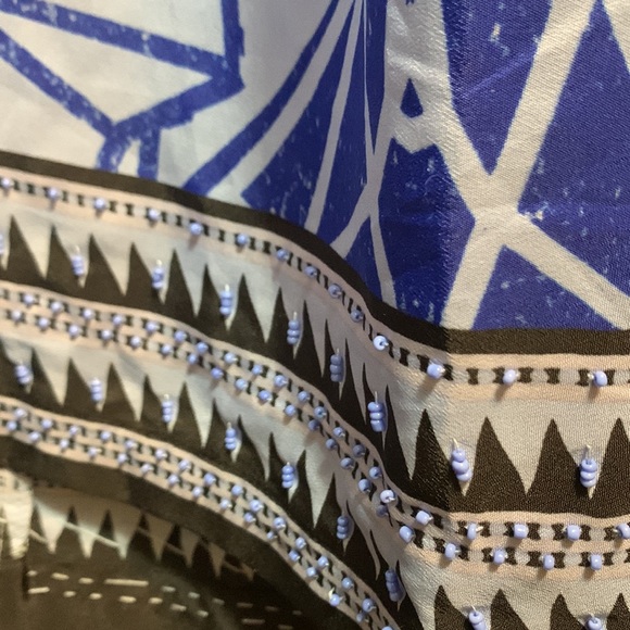 Top - Picture 3 of 5